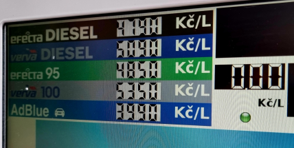 Paliva ve Středočeském kraji od minulého týdne zdražila, a to o víc než korunu