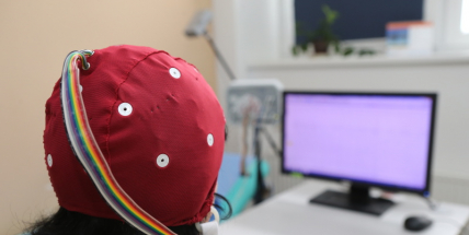 Primářka neurologie: S bolestí zad vám pomůže i rehabilitační nebo praktický lékař