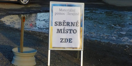 Ochota Čechů pomáhat Ukrajincům klesá, čtvrtina je proti pomoci
