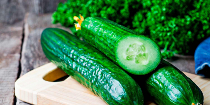 Jezte okurky pro linii, zdraví i krásu