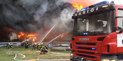 Borci, co si někdy sáhnou až na dno. Příbramští hasiči hledají posily