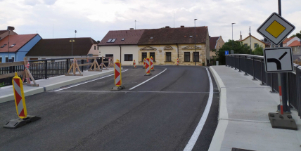 ŘSD ve Spáleném Poříčí opravilo most na hlavním tahu, pomůže to i při záplavách