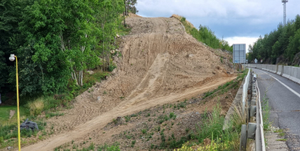 Kvůli nově budované části D4 začnou v srpnu odstřely skal u Milína