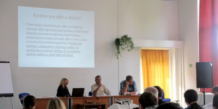 Zástupci sociální prevence a kurately přednášeli na vězeňském semináři