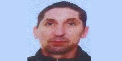 Policisté pátrají po Ukrajinci, kterého obviňují z týrání. Nepokoušejte se ho sami zadržet, varují