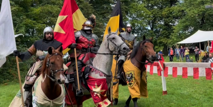 Svatá Hora ožila středověkou šalmají. Nechyběli rytíři nebo historická řemesla