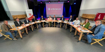 O aquaparku, parkování či problémových ubytovnách. Předvolební debata na pribram.cz