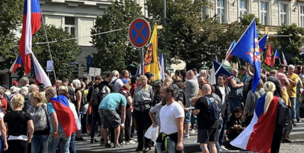 V Praze a další desítce měst se bude demonstrovat proti vládě