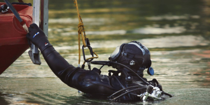 V Orlické nádrži pod Žďákovským mostem nalezli potápěči tělo hledaného muže