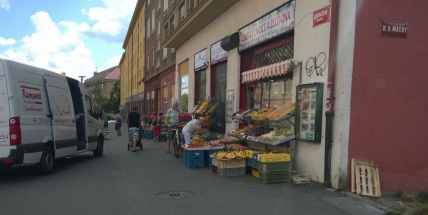 Náměstí nebo vietnamská tržnice?