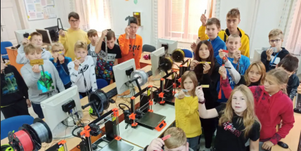 Základní škola na Březových Horách zapojila do výuky 3D tisk