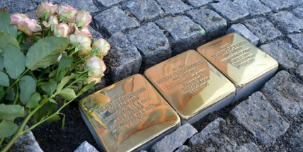 V Dobříši byly slavnostně položeny další kameny zmizelých