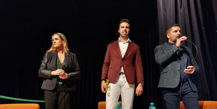 Tenista Jiří Veselý besedoval s dětmi z březnické základní školy