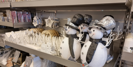 Dvě pětiny Čechů letos plánují utratit za Vánoce méně než loni