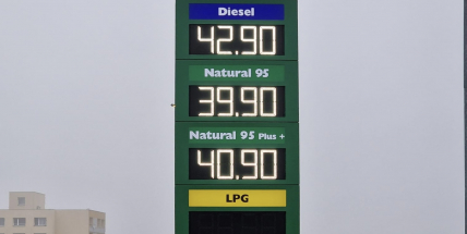 Paliva ve Středočeském kraji v uplynulém týdnu znovu zlevnila