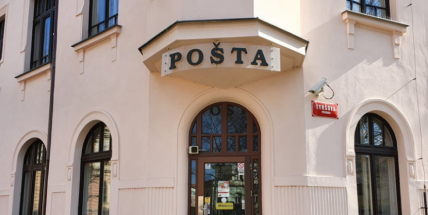 Pošta od února zdraží známku na dopis o dvě Kč na 23 korun