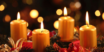 Je zlatá neděle a čas zapálit čtvrtou svíčku na adventním věnci