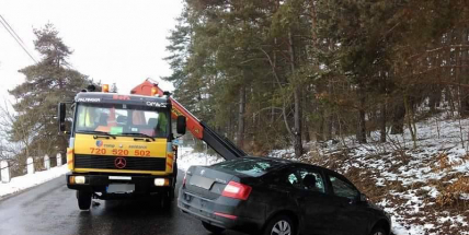 Ledovka se bude do úterý při mrznoucích srážkách místy tvořit v celé ČR