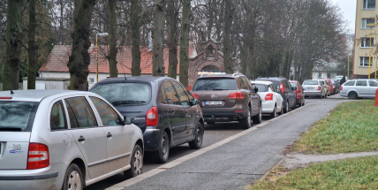 Na Drkolnově zanikne kvůli bezpečnosti několik parkovacích míst