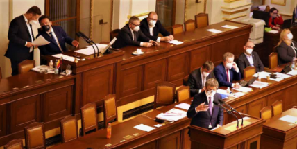 Sněmovna se vrátila k debatě o návrhu ANO na vyslovení nedůvěry vládě