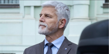 Kandidáti na prezidenta Pavel a Babiš dnes vyjedou za voliči do regionů