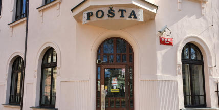 Pošta ode dneška zdražila známku na dopis na 23 Kč