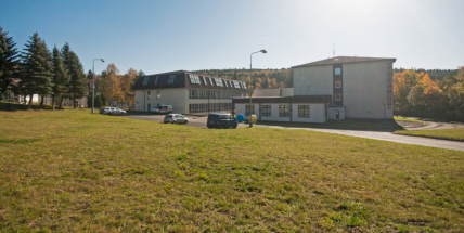 Policie hledá sedm cizinců, kteří uprchli ze zařízení v Balkové