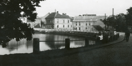 První písemná zmínka o rybníku Dolejší Obora v Příbrami pochází z roku 1527