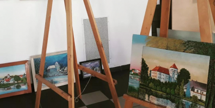 S malířem Josefem Vimrem se projdete rožmitálskou krajinou i městskými zákoutími