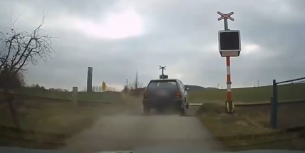 Policisté na Příbramsku pronásledovali řidiče pod vlivem drog