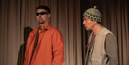 Příbramské divadlo uvede inscenaci Chvála bláznovství aneb Elling a Kjell