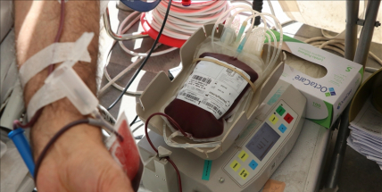 Krev dárců se bude zkoumat podrobněji, pro dárce se možná zmírní podmínky