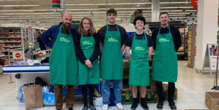 Jarní potravinová sbírka získala rekordních 495 tun zboží pro potřebné