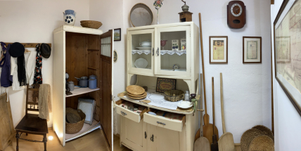 Ve hvožďanském špejcharu zpřístupní nové expozice, seznamují s lokální historií a sbírkou seker