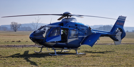 Do Orlova letěl vrtulník leteckých záchranářů pro opařené dítě