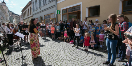 Den s Antonínem Dvořákem opět zaplní příbramské ulice hudbou