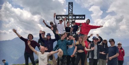 Studenti Waldorfské školy navštívili Valle di Ledro, místní sládek se učil vařit pivo v podleském pivovaru