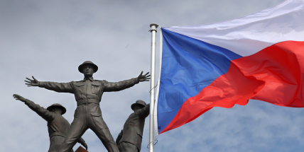 Atentát na Heydricha připomene pietní akt, historická tramvaj i sportovní den