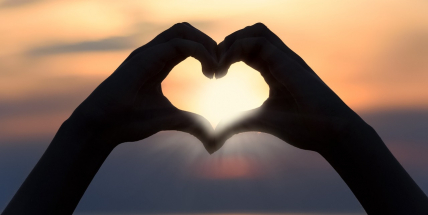 První týden prázdnin budou teploty přes 25 stupňů, ve středu dorazí bouřky