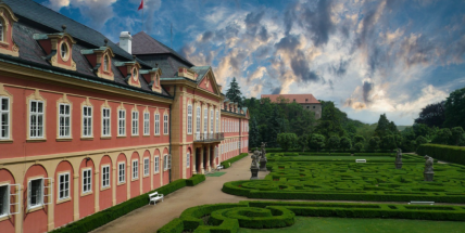 Zámek Dobříš na Příbramsku ožije v srpnu hudebním festivalem