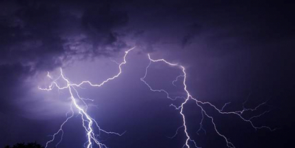 Meteorologové: Odpoledne hrozí na Příbramsku silné bouřky