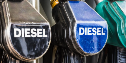 Vedle nafty zdražuje i benzin, kterého se ale změna spotřební daně netýkala