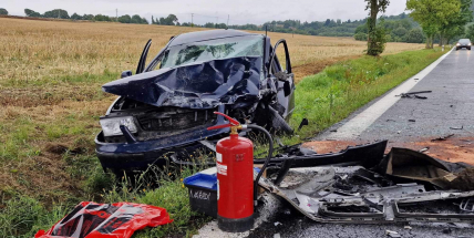 U Rožmitálu se čelně srazila dvě auta, tři zranění
