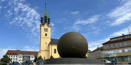 Dnes i v úterý bude až 33 stupňů