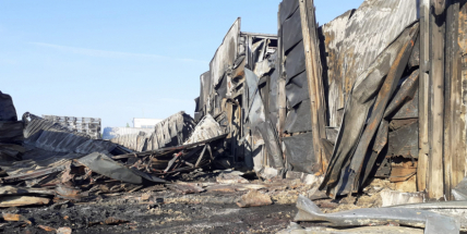 Novares chce v Žebráku obnovit výrobu po požáru a zachovat práci pro zaměstnance