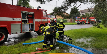 Středočeští hasiči vyjížděli kvůli deštivému počasí ke dvěma desítkám případů