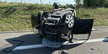 Nehoda dvou aut zastavila provoz na D4, dva zranění