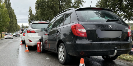 U Milína se srazila čtyři auta, nikdo se nezranil