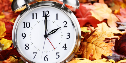 V neděli začne platit zimní čas, noc se o hodinu prodlouží