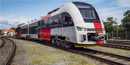 České dráhy objednaly dalších 30 moderních vozů RegioFox pro Středočeský kraj